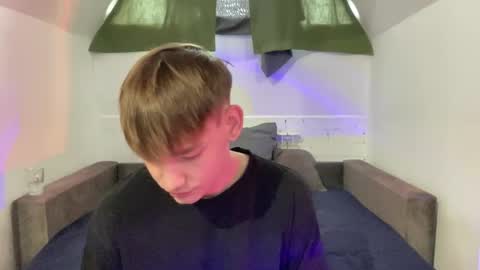 Nick online show from December 9, 7:17 am