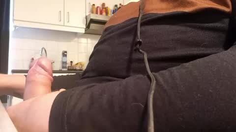 nick_x_b online show from May 7, 11:10 am