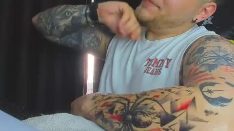 nicktattoomaster online show from May 16, 10:36 am