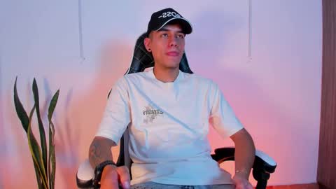 Nicky  online show from October 7, 12:42 pm