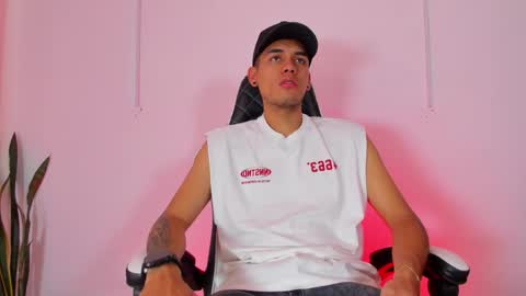 Nicky  online show from September 26, 4:16 pm