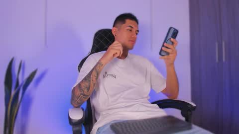 Nicky  online show from October 20, 11:58 am