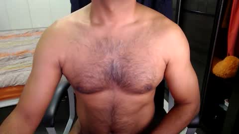 Snapshot of night_rider09711 chatting on February 7, 7:17 pm night_rider09711 online show from February 7, 7:17 pm