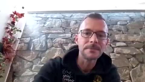 MikeVanDyck online show from October 1, 5:06 pm
