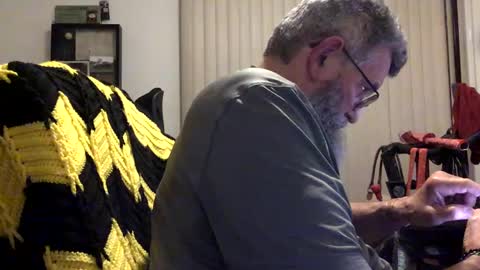 nightmoves1970 online show from December 24, 4:33 am