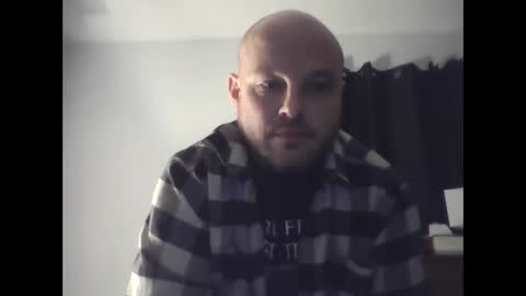 Snapshot of nihilistcreep chatting on January 9, 3:26 am nihilistcreep online show from January 9, 3:26 am