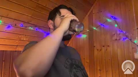 Snapshot of nikbusiness chatting on December 8, 11:24 am Nick online show from December 8, 11:24 am