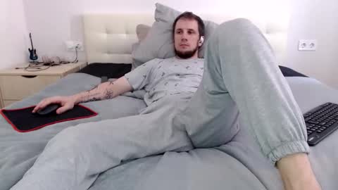 Nick online show from March 31, 9:00 am