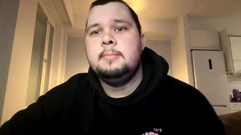 nikofromforest online show from December 5, 9:33 pm