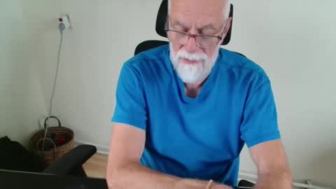 Snapshot of nipplesilverdad55 chatting on October 15, 12:57 pm nipplesilverdad55 online show from October 15, 12:57 pm