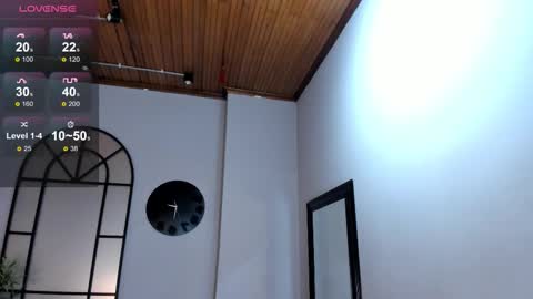 noah_dupont_ online show from October 21, 11:24 am