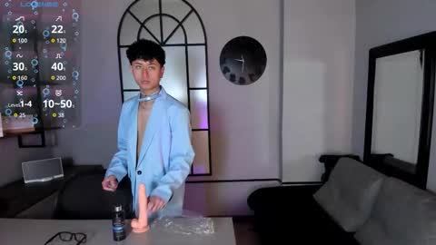 noah_dupont_ online show from October 30, 11:55 am