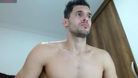 Snapshot of noah_jhonsonn chatting on March 7, 3:39 pm Noah online show from March 7, 3:39 pm