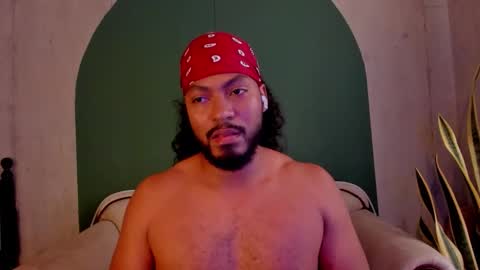 Noah online show from October 24, 9:49 pm