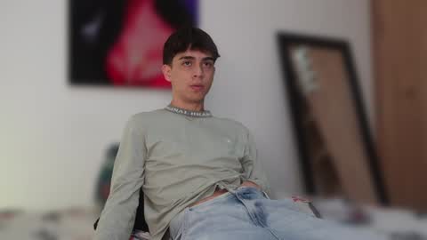 Noah online show from December 18, 3:47 am