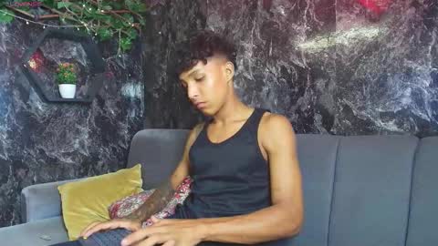 NOAH SMITH online show from March 1, 12:54 am