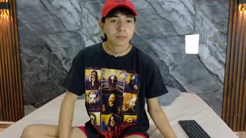    online show from May 5, 11:01 am