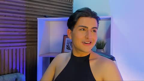 Noah Wolf online show from March 4, 7:26 am