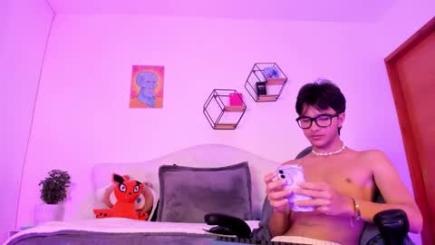 noha_natan online show from October 8, 12:20 pm