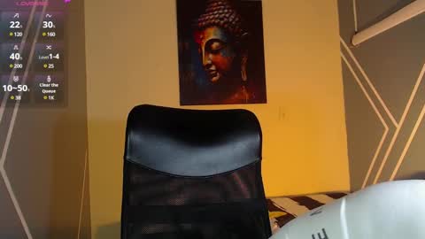 Nolan  online show from January 18, 6:32 pm