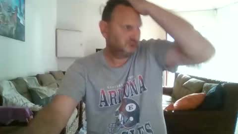 Nollie online show from November 23, 5:40 am