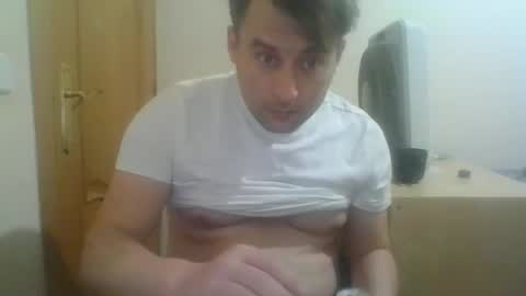 Snapshot of nordikwhitejj chatting on October 21, 12:14 am nordikwhitejj online show from October 21, 12:14 am