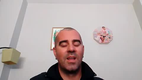 NORMALITO online show from November 25, 12:29 pm