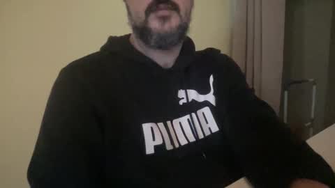 novio_muyalto online show from November 12, 10:47 pm