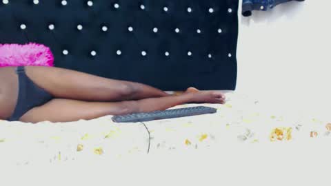 ntandoxx online show from March 3, 11:06 am