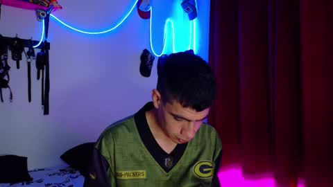 David and Steven Independents online show from February 10, 1:57 am