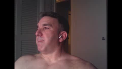 Snapshot of oceanmanx chatting on October 2, 2:37 am Ocean online show from October 2, 2:37 am