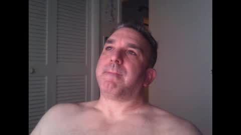 Snapshot of oceanmanx chatting on January 22, 2:26 am Ocean online show from January 22, 2:26 am