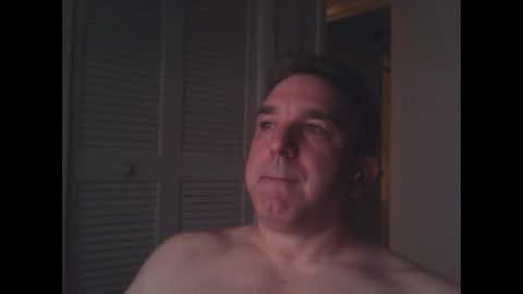 Snapshot of oceanmanx chatting on October 13, 3:23 am Ocean online show from October 13, 3:23 am