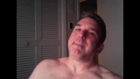 Snapshot of oceanmanx chatting on October 12, 3:22 am Ocean online show from October 12, 3:22 am
