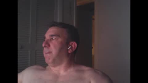 Snapshot of oceanmanx chatting on February 2, 4:37 am Ocean online show from February 2, 4:37 am