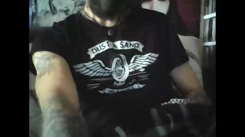 Snapshot of oedipe666 chatting on January 28, 3:04 pm oedipe666cam online show from January 28, 3:04 pm