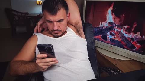 officeman7 online show from January 28, 5:46 pm