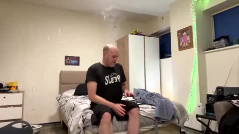 oiljames167 online show from January 16, 1:19 am