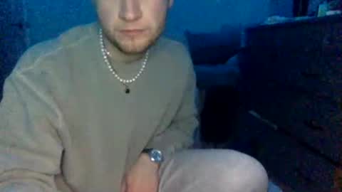 W online show from February 5, 1:56 am