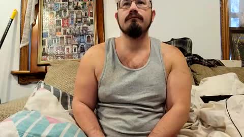 oknpc online show from December 7, 12:35 pm