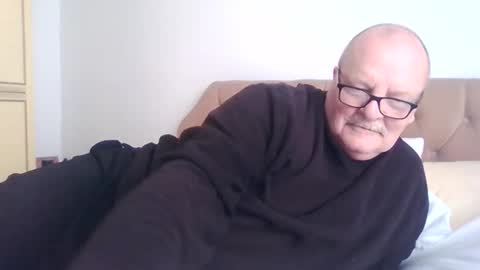 old_fkrr_ online show from April 25, 2:25 pm