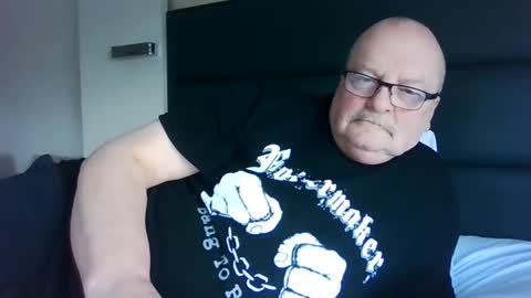 old_fkrr_ online show from April 13, 8:48 am