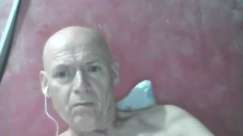 oldbuthorny62 online show from April 20, 2:47 am