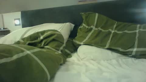 oldnhorny321 online show from December 5, 6:54 am