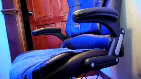 oldwankie online show from February 21, 7:32 pm