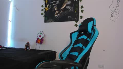 Oliver bray online show from February 23, 5:46 pm