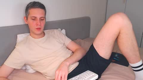 Oliver online show from December 20, 5:09 pm