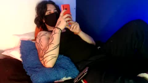 oliver_laid_2023 online show from January 16, 5:44 pm