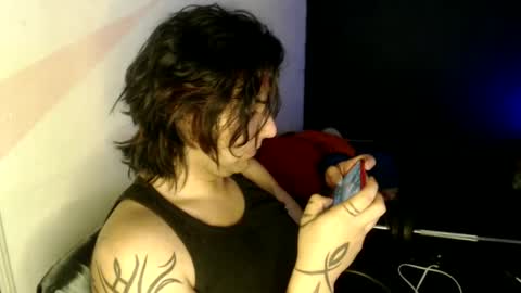 oliver_laid_2023 online show from February 8, 7:15 am