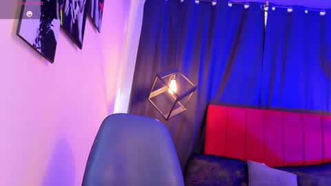 Snapshot of oliver_mr_ chatting on September 11, 7:13 pm oliver mr online show from September 11, 7:13 pm